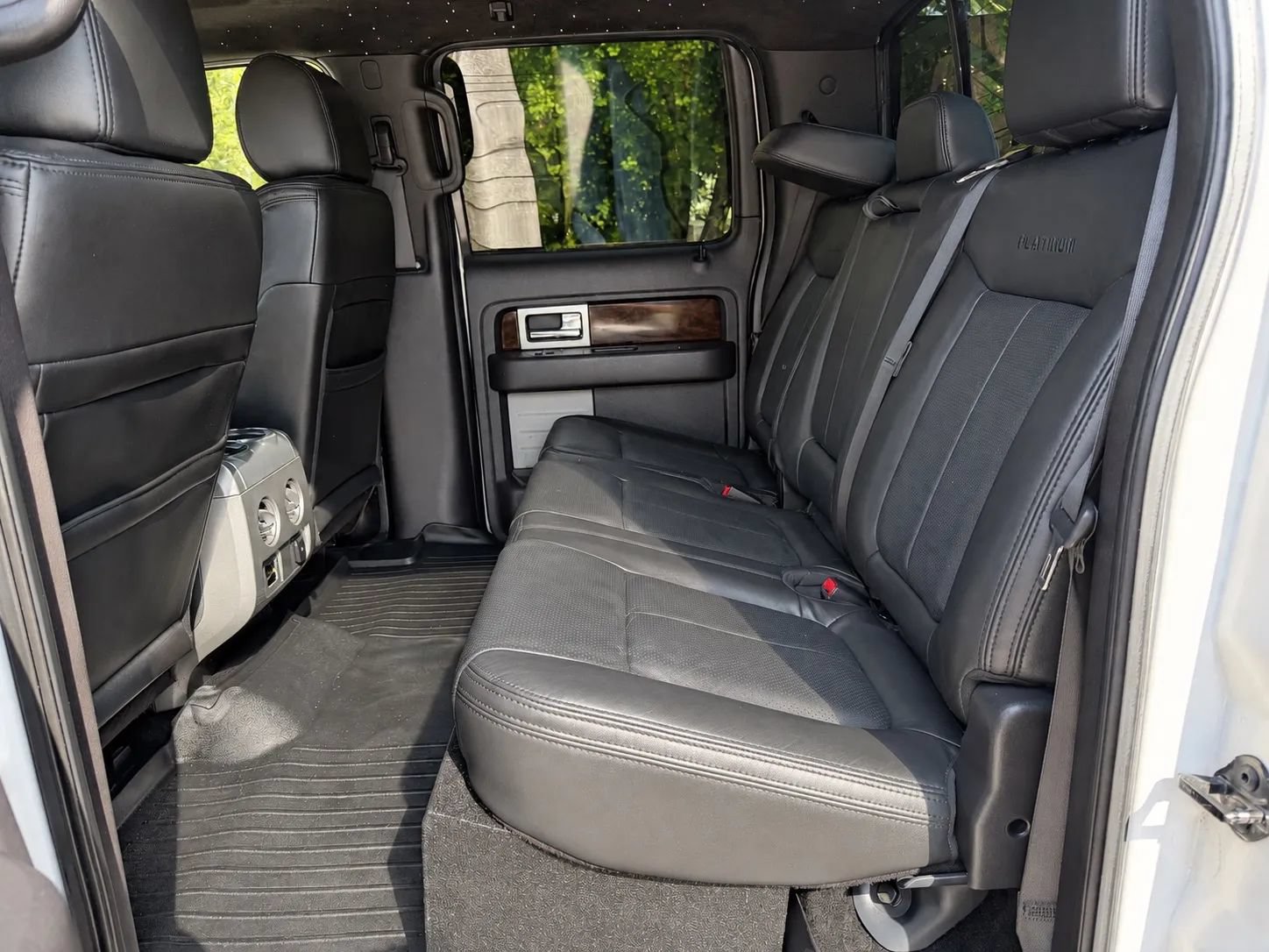 Used 2013 Ford F150 Platinum AWD/4WD image 9