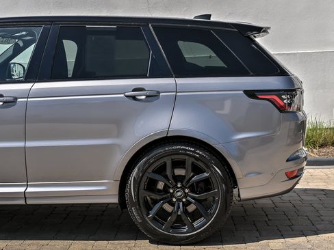 Used 2022 Land Rover Range Rover Sport SVR AWD/4WD image 11