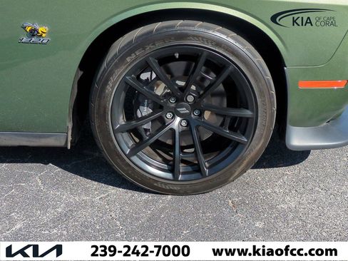 Used 2022 Dodge Challenger R/T Scat Pack w/ Driver Convenience Group image 11