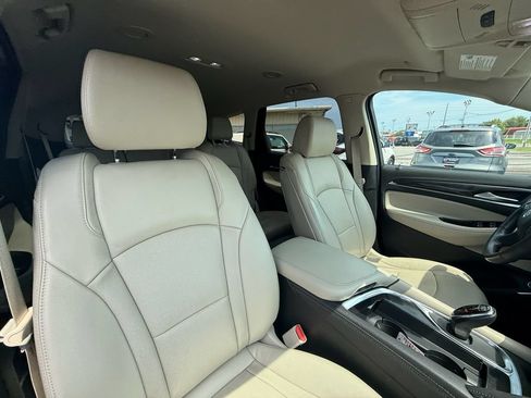 Used 2018 Buick Enclave Essence w/ Trailering Package FWD image 26