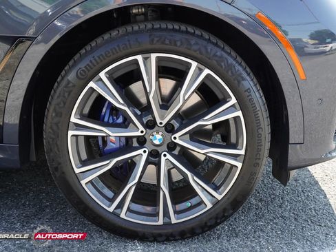 Used 2022 BMW X7 M50i AWD/4WD image 10