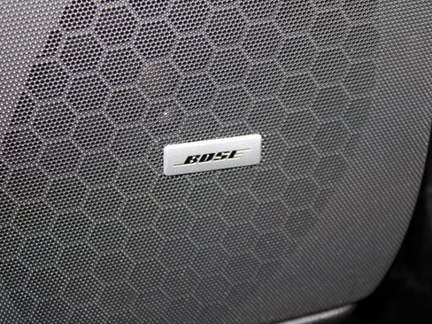 New 2026 Cadillac XT5 Luxury image 8