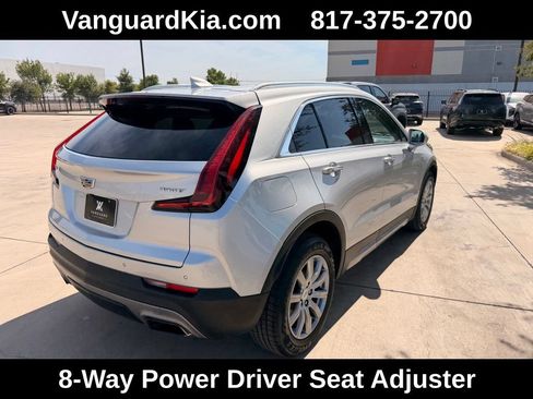 Used 2020 Cadillac XT4 Premium Luxury FWD image 4