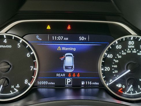 Used 2024 Nissan Murano SV image 18