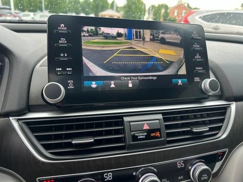 Used 2018 Honda Accord EX-L image 19