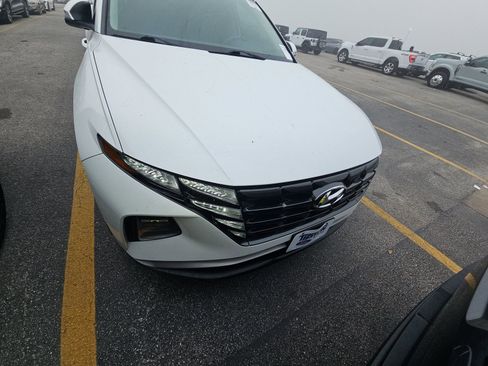 Used 2022 Hyundai Tucson SEL image 2