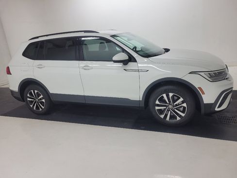 Used 2023 Volkswagen Tiguan S w/ Driver Assistance Package FWD image 11