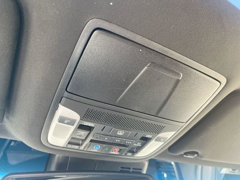 Used 2018 Acura RLX Sport Hybrid w/ Advance Pkg image 42