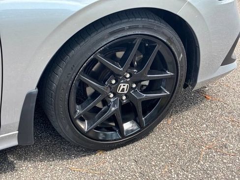 Used 2023 Honda Civic Sport image 16
