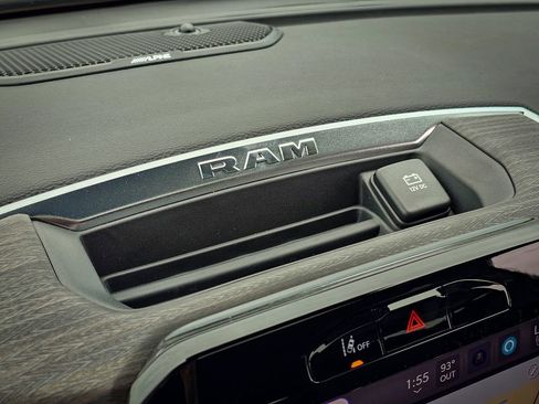New 2026 RAM 2500 Laramie w/ Night Edition AWD/4WD image 28
