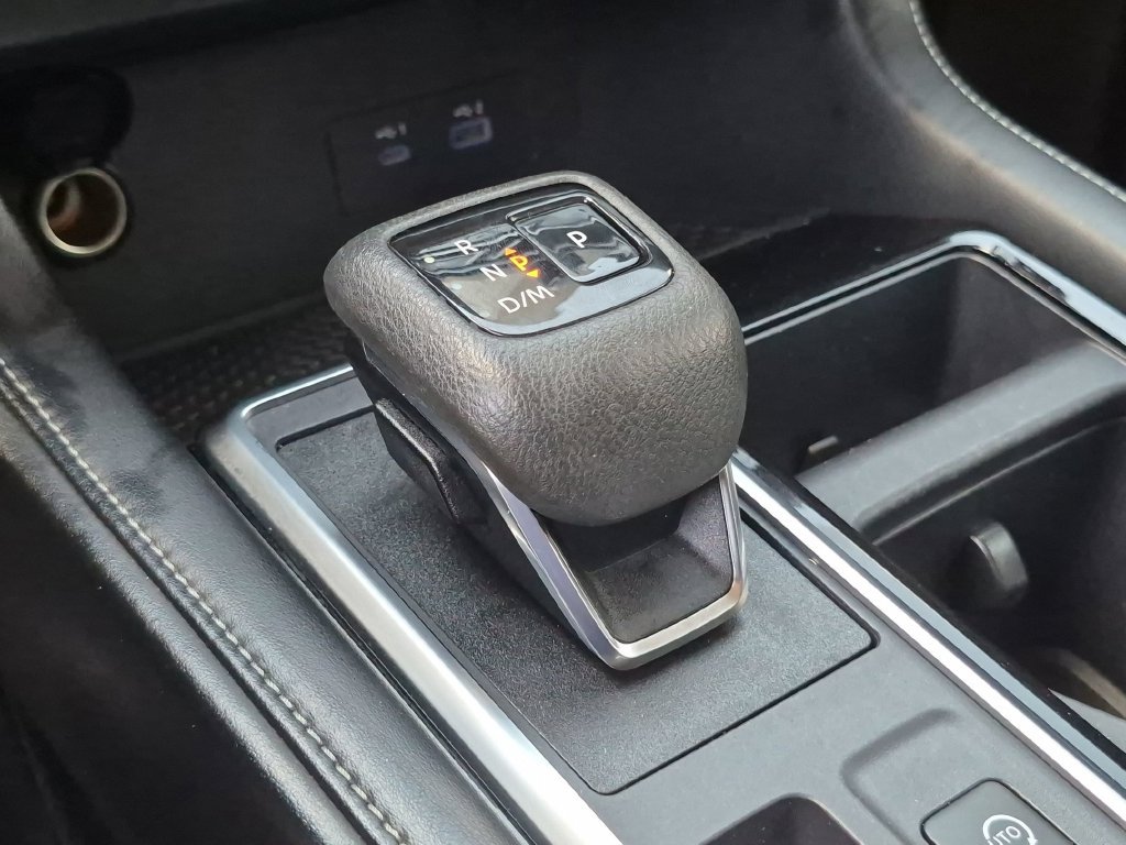 Used 2024 Nissan Pathfinder SV FWD image 25