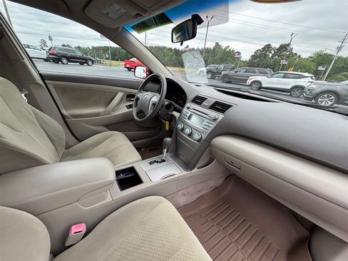 Used 2007 Toyota Camry FWD image 25
