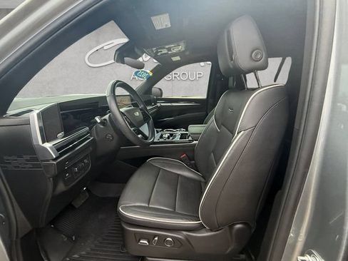 Certified 2025 Cadillac Escalade Sport w/ LPO, ONYX Package RWD image 19