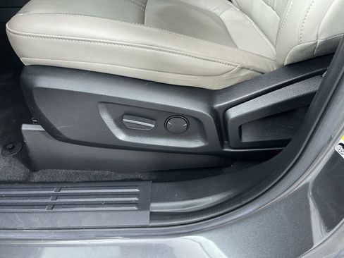 Used 2019 Ford Ranger Lariat image 13