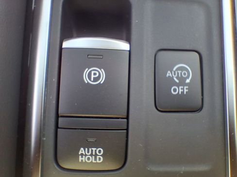 New 2026 Nissan Pathfinder Platinum w/ Cargo Package AWD/4WD image 21