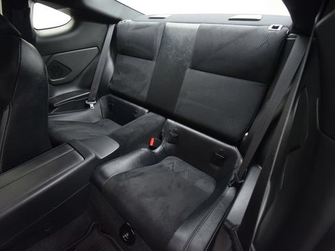 Used 2025 Toyota GR86 Premium w/ ALL Weather Mat Package (TMS) RWD image 24