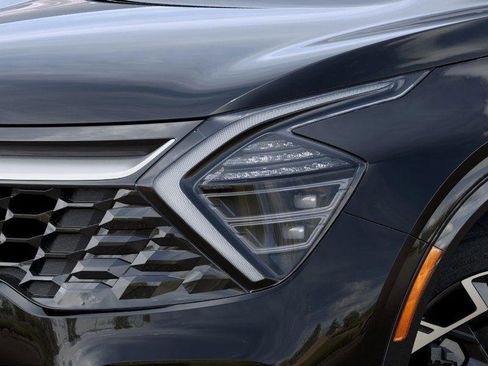 New 2025 Kia Sportage SX image 10