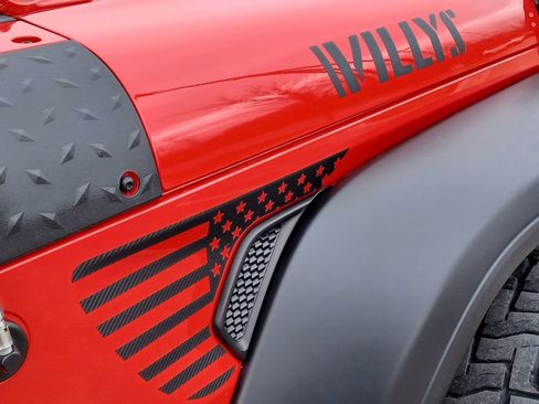 Used 2021 Jeep Wrangler Sport image 6