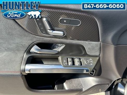 Used 2021 Mercedes-Benz GLB 35 AMG 4MATIC image 22