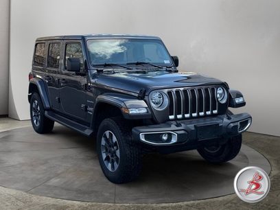 Used 2020 Jeep Wrangler Unlimited Sahara w/ Uconnect 4C Nav & Sound Group