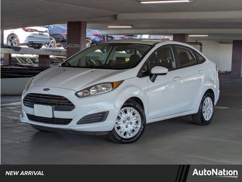 Used 2016 Ford Fiesta S image 1