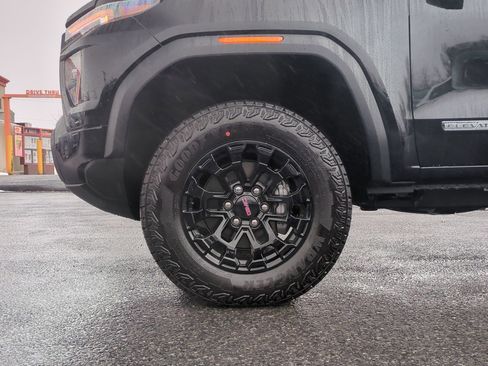 New 2026 GMC Canyon Elevation w/ Convenience Package AWD/4WD image 16