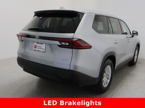 Certified 2025 Toyota Grand Highlander AWD image 7