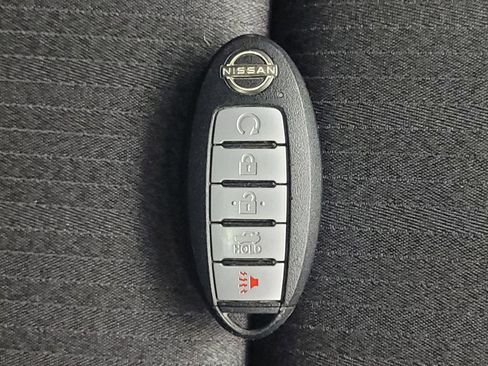 Used 2023 Nissan Altima 2.5 S FWD image 32