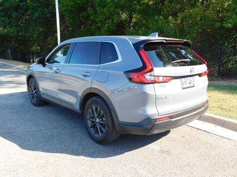 Used 2026 Honda CR-V EX-L image 9