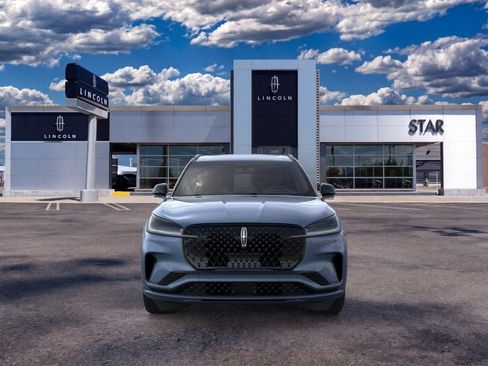 New 2026 Lincoln Aviator AWD w/ Jet Appearance Package image 6