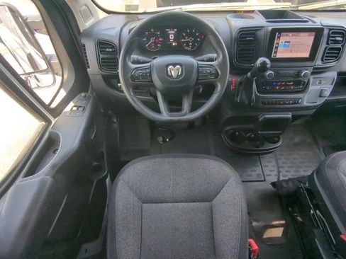 Used 2023 RAM ProMaster 2500 FWD image 17
