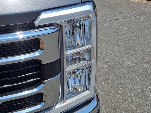 Used 2024 Ford F250 XLT AWD/4WD image 9