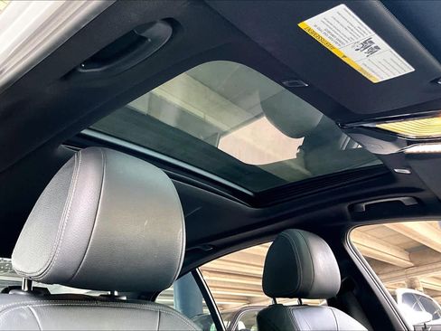 Used 2017 BMW 530i image 13