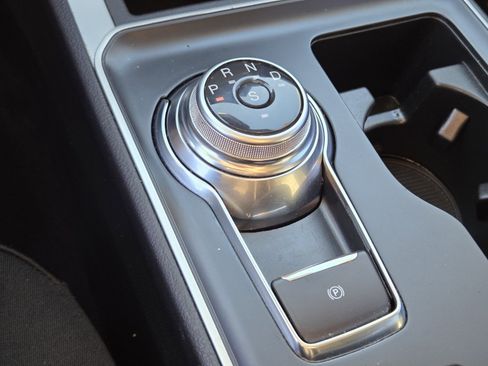 Certified 2023 Ford Edge SE w/ Black Appearance Package image 23