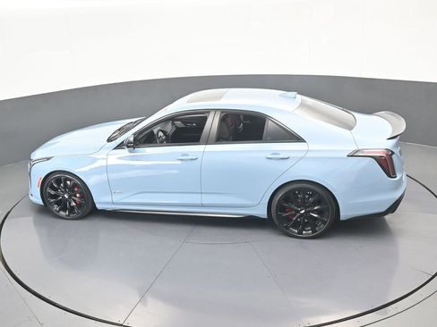 Used 2025 Cadillac CT4 V RWD image 48