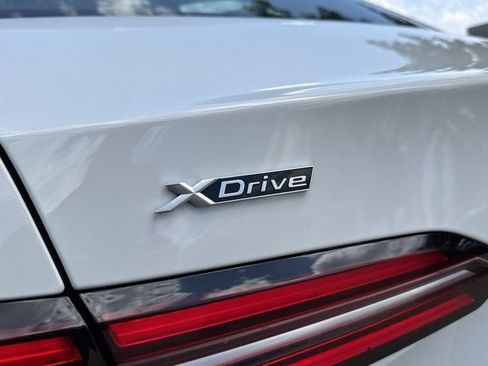 Used 2026 BMW 530i xDrive AWD/4WD image 8