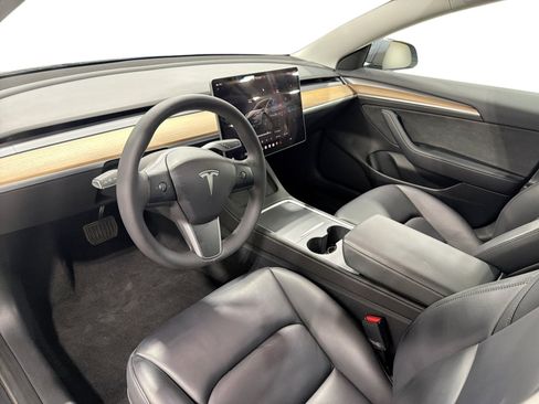 Certified 2023 Tesla Model 3 Standard Range RWD image 9