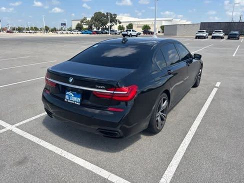 Used 2017 BMW 740i RWD image 5
