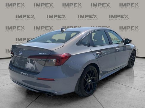 Used 2025 Honda Civic Sport image 5