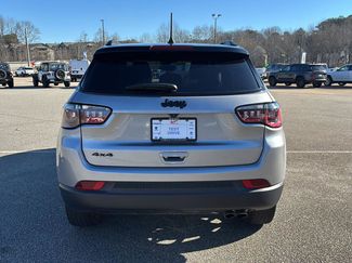 Used 2022 Jeep Compass Altitude video 4