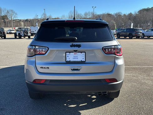 Used 2022 Jeep Compass Altitude image 4