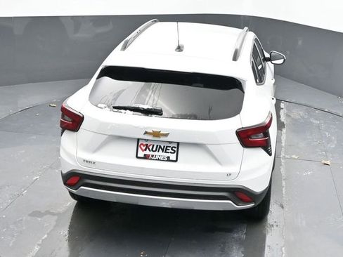 New 2026 Chevrolet Trax LT w/ Driver Confidence Package image 40