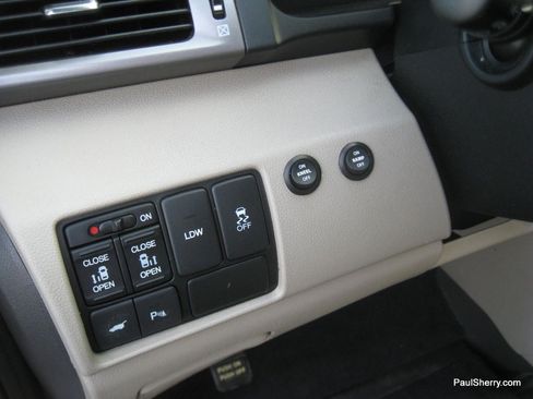 Used 2014 Honda Odyssey Touring Elite image 13