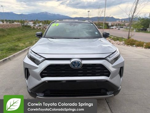 Used 2024 Toyota RAV4 XSE AWD/4WD image 4