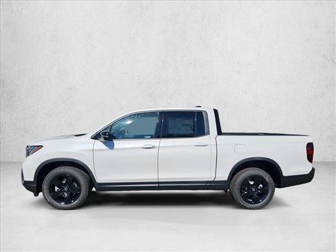 New 2026 Honda Ridgeline Black Edition image 2