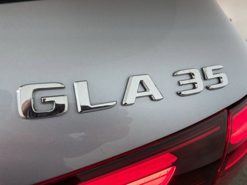 Certified 2025 Mercedes-Benz GLA 35 AMG AMGﾮ GLA 35 image 32