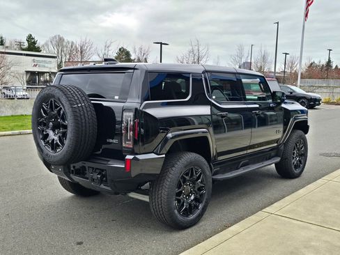 New 2026 GMC Hummer EV SUV w/ LPO, Dark Essentials Package image 37
