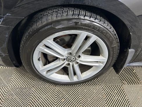Used 2015 Volkswagen Passat 1.8T SE image 11