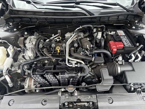 Used 2024 Nissan Altima 2.5 SV image 13