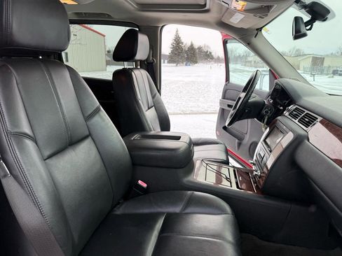 Used 2008 Chevrolet Avalanche LTZ w/ LTZ Preferred Equipment Group image 35